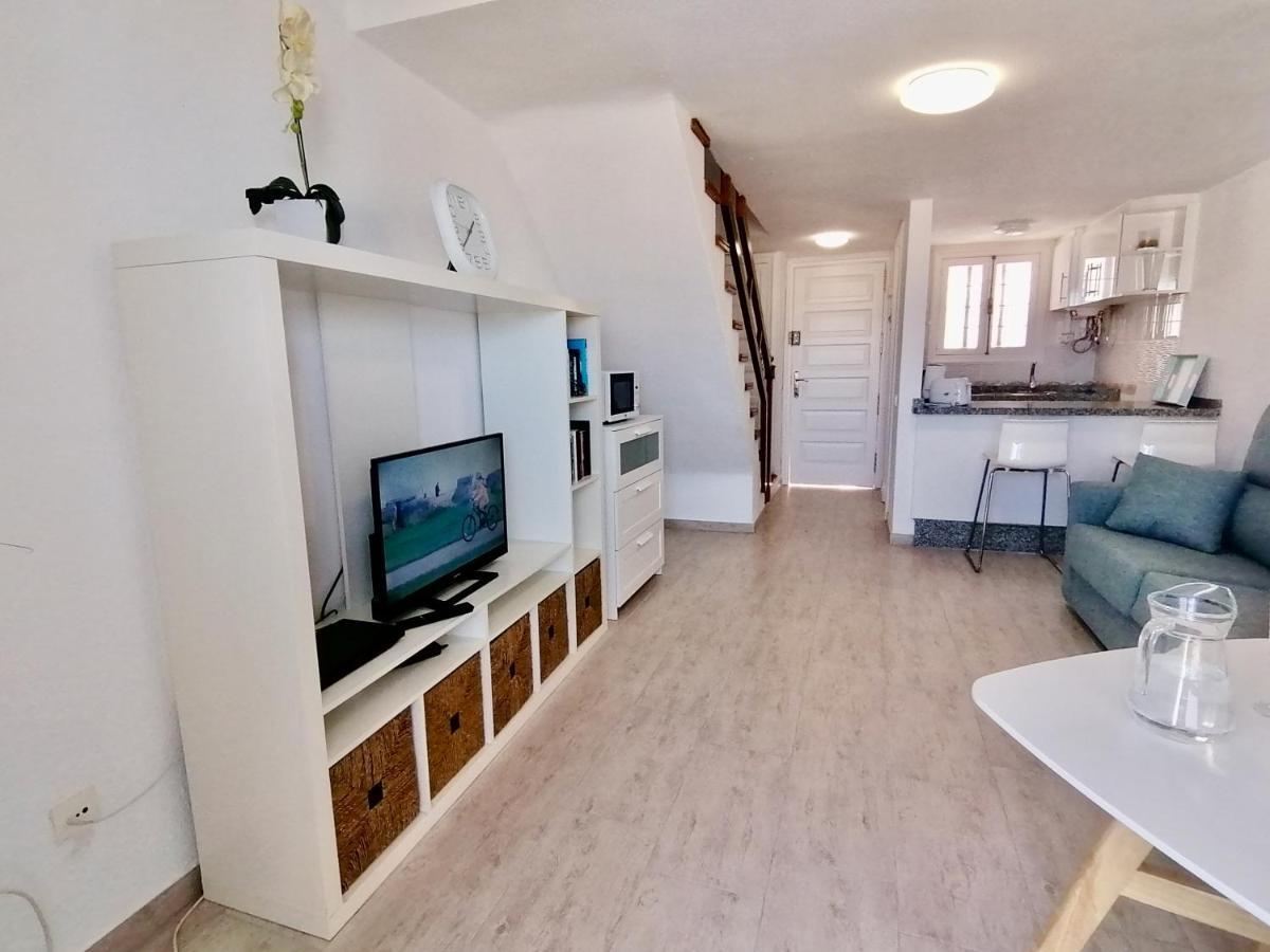 Golden View Holiday Home ปลายาเดลาสอเมริกาส ภายนอก รูปภาพ