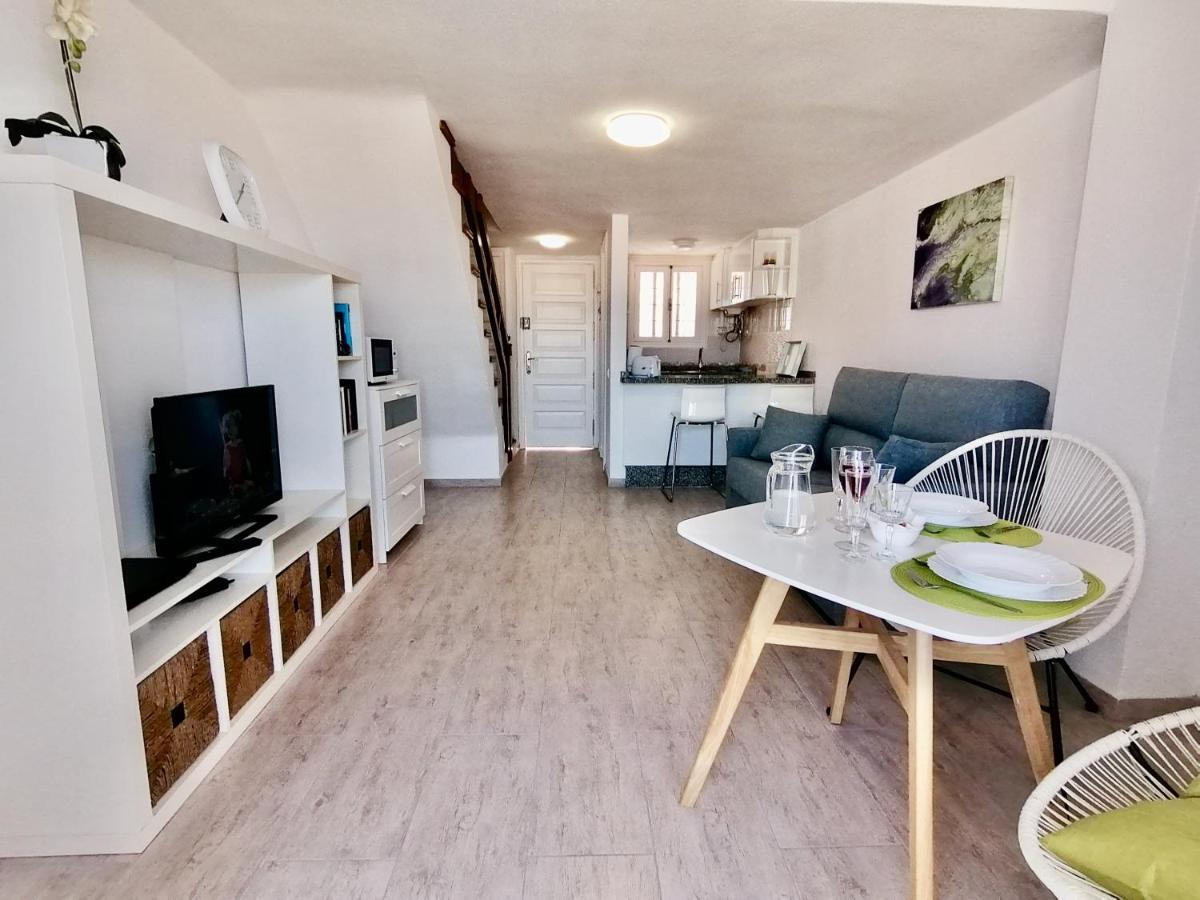 Golden View Holiday Home ปลายาเดลาสอเมริกาส ภายนอก รูปภาพ